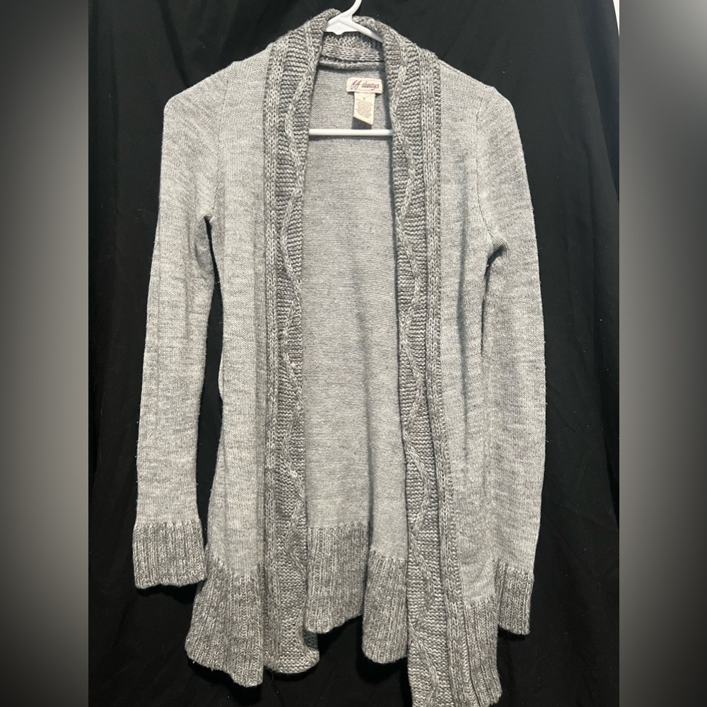 Woman’s jj always small grey cardigan